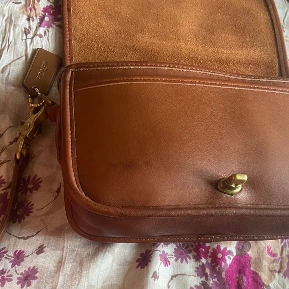 Vintage Coach Pocket purse - Picture 10 of 14